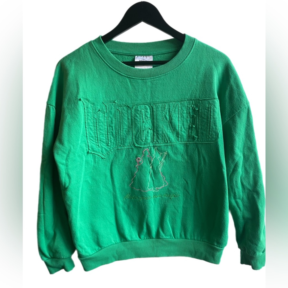 💚 WICKED Crewneck Sweater – Size Small 💚